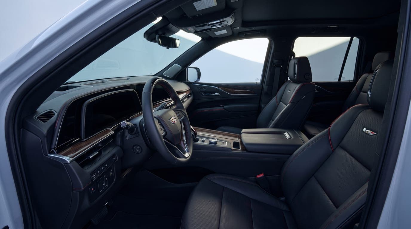 Cadillac Escalade-V interior cockpit
