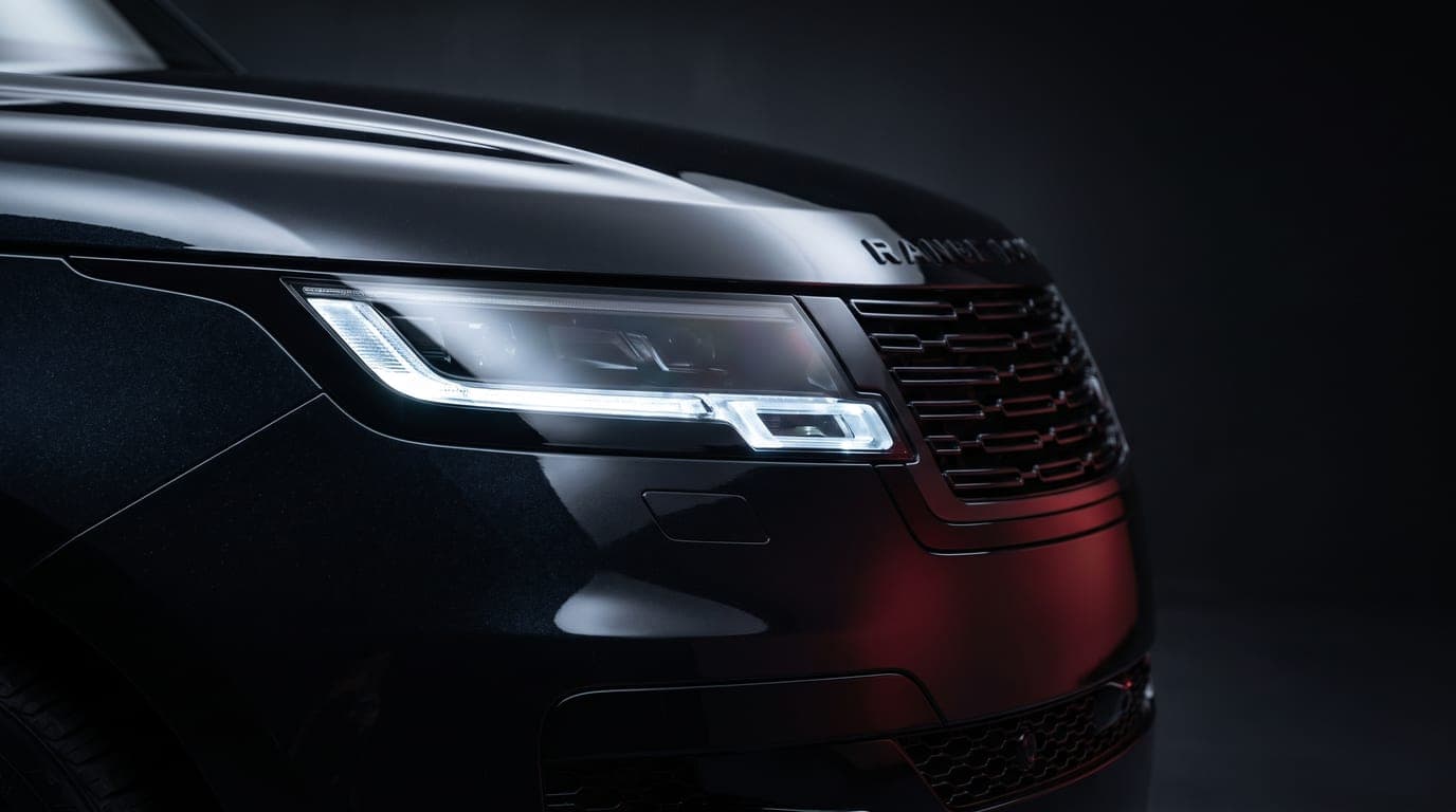 Range Rover Autobiography front headlight close-up detail