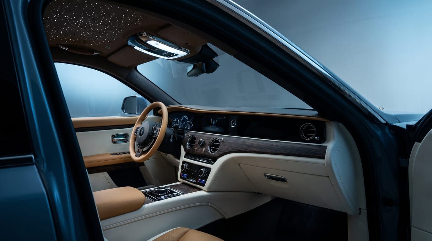 Rolls-Royce Ghost interior cockpit